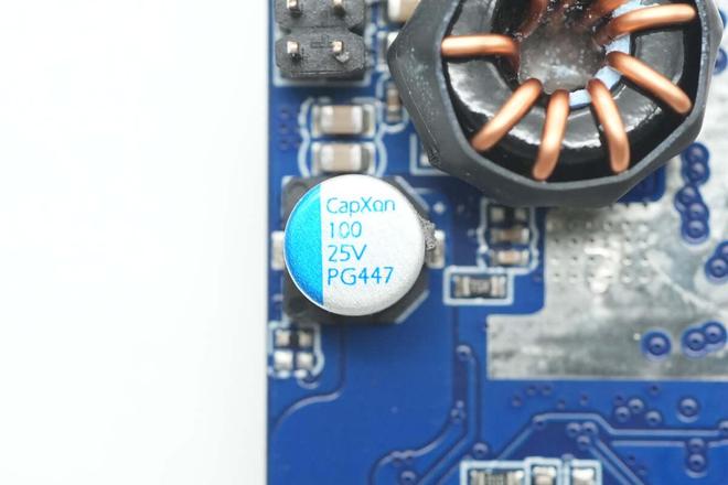 OC方案绿联100W大功率快充移动电源拆解冰球突破游戏内置智融科技SW6301 S(图6)
